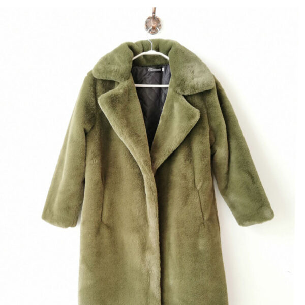 Women's Maxi-Length Thick Imitation Fur Coat