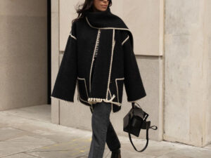 Loose Fitting Blanket Stitch Woollen Short Coat With Scarf