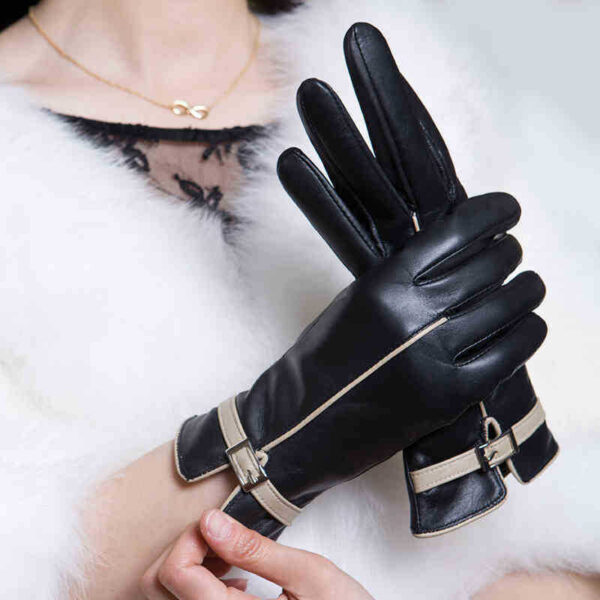 Women's Lambskin Touch Screen Leather Gloves